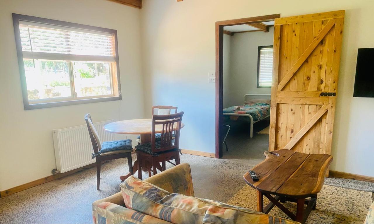 Pilliga Pottery Creative Farmstay Coonabarabran Extérieur photo